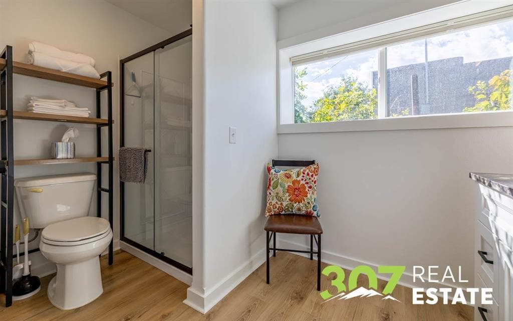 1337 Wyoming Ave — photo 14 of 50