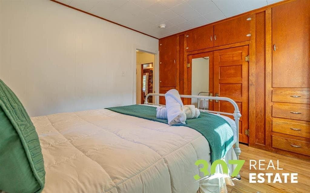 1337 Wyoming Ave — photo 24 of 50