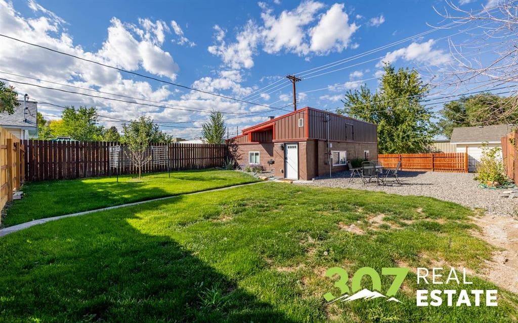 1337 Wyoming Ave — photo 42 of 50