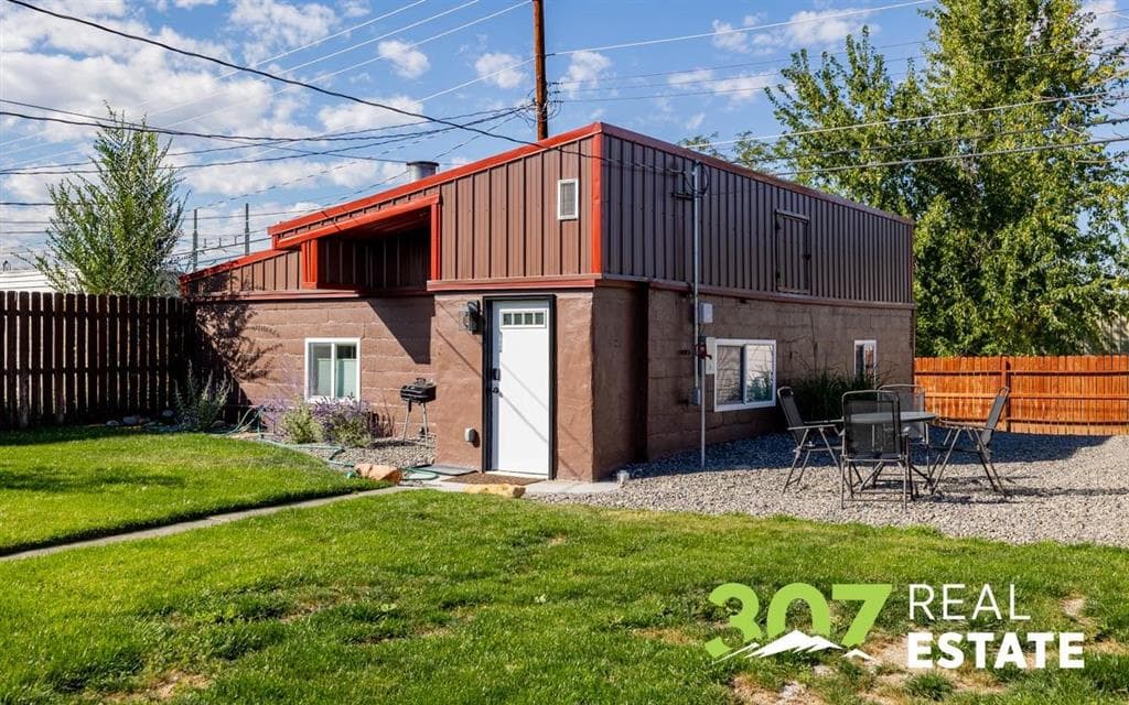 1337 Wyoming Ave — photo 43 of 50