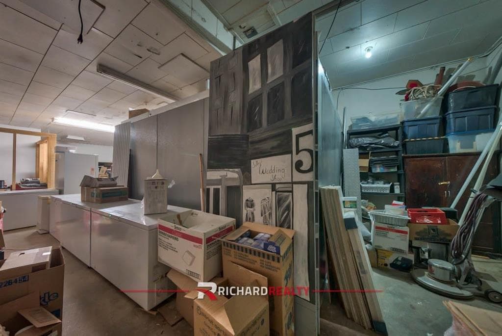 1316 Big Horn Ave — photo 21 of 42