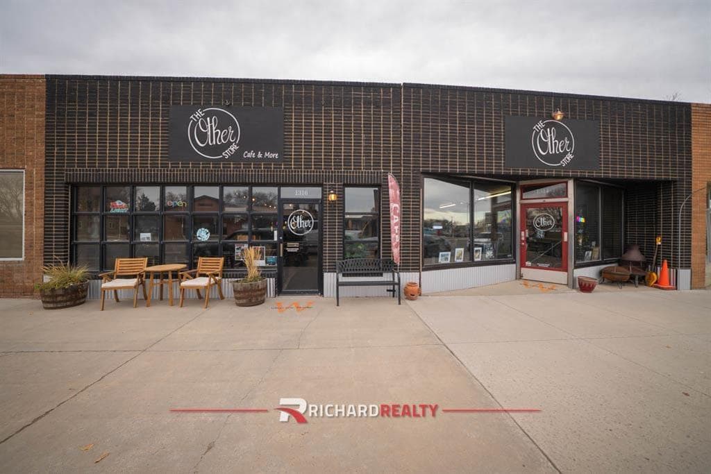 1316 Big Horn Ave — photo 37 of 42