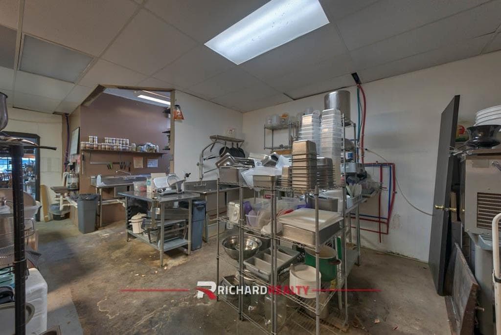 1316 Big Horn Ave — photo 40 of 42