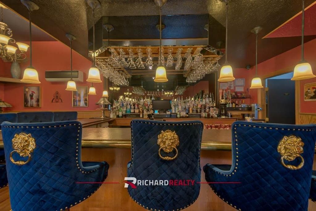 1620 Big Horn Ave — photo 12 of 49