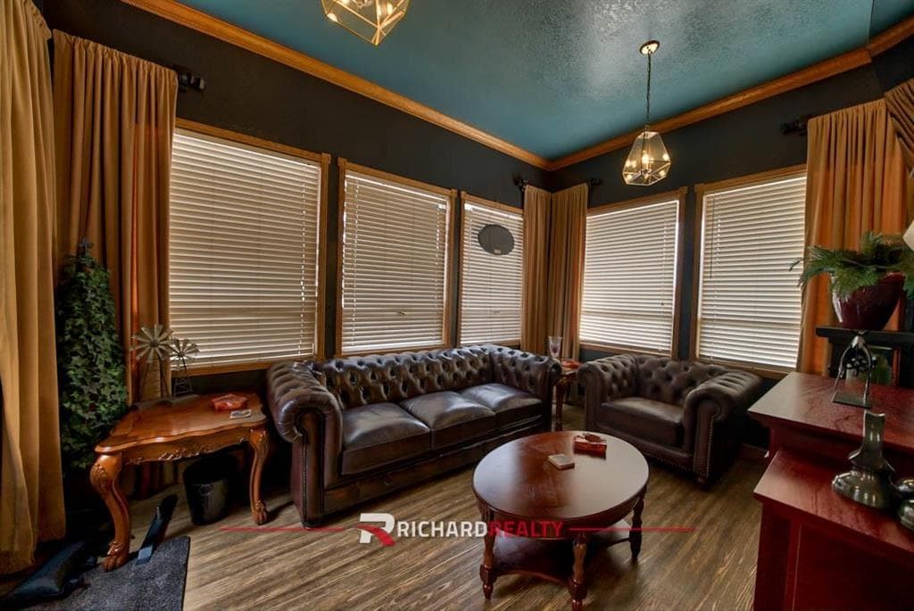 1620 Big Horn Ave — photo 24 of 49