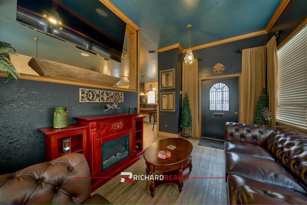 1620 Big Horn Ave — photo 25 of 49