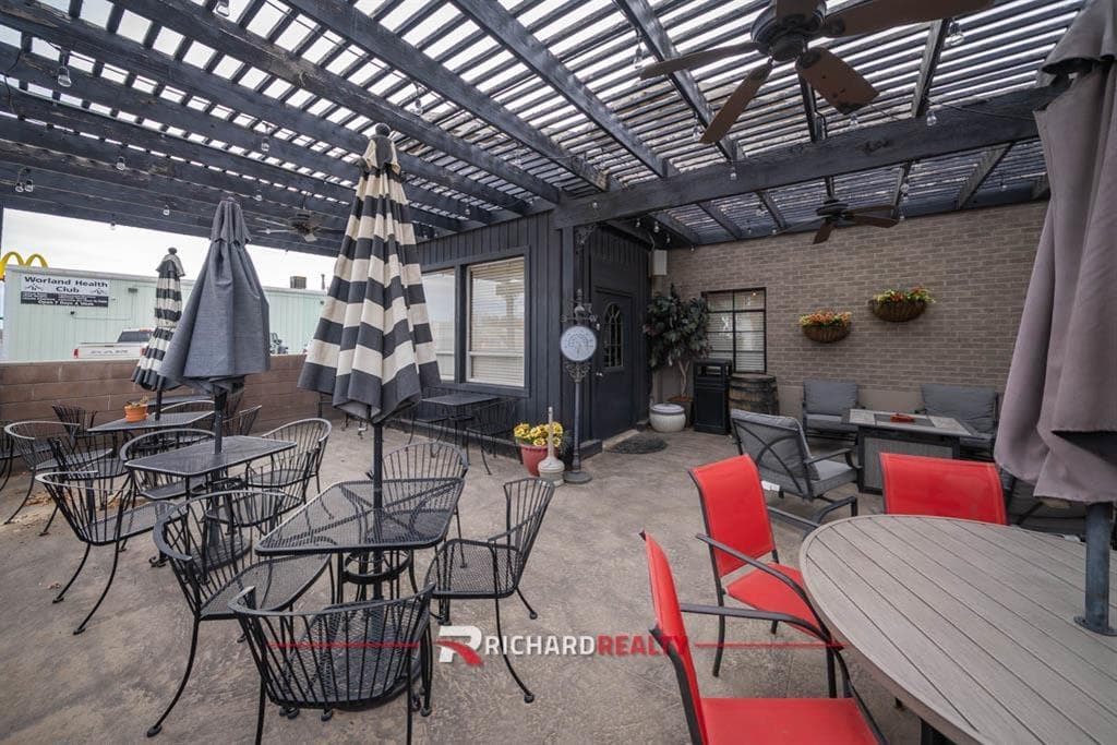 1620 Big Horn Ave — photo 27 of 49