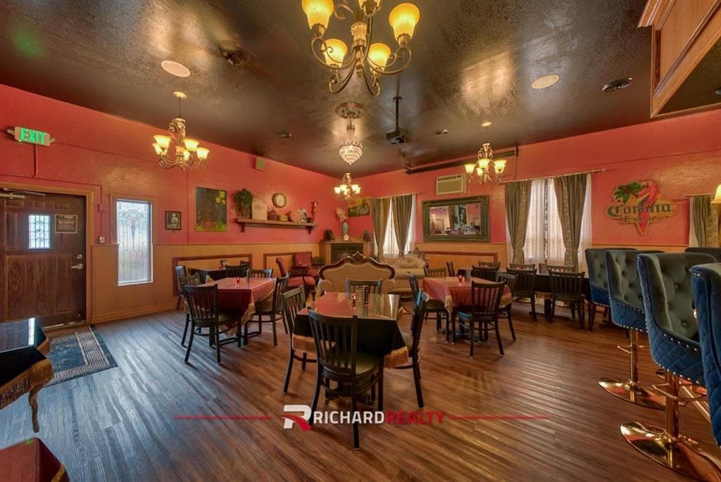 1620 Big Horn Ave — photo 9 of 49