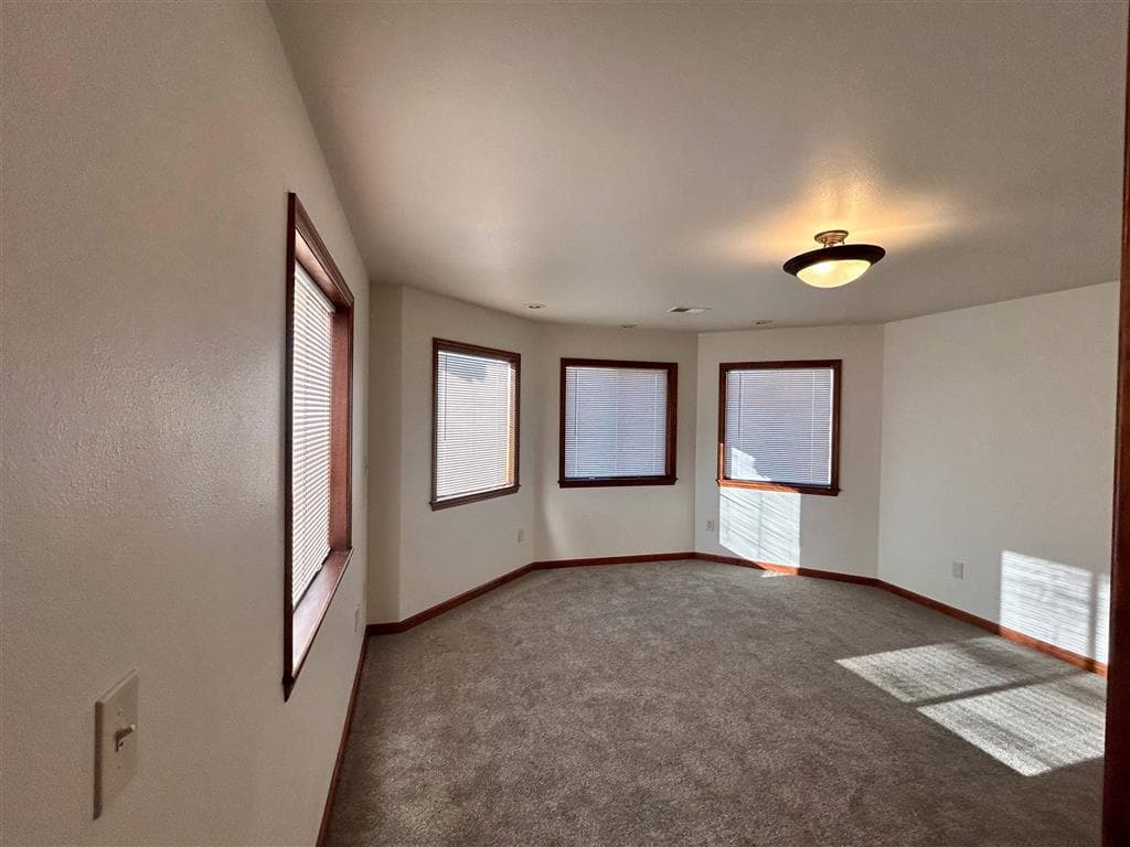 2477 Beaver Creek Rd — photo 27 of 75