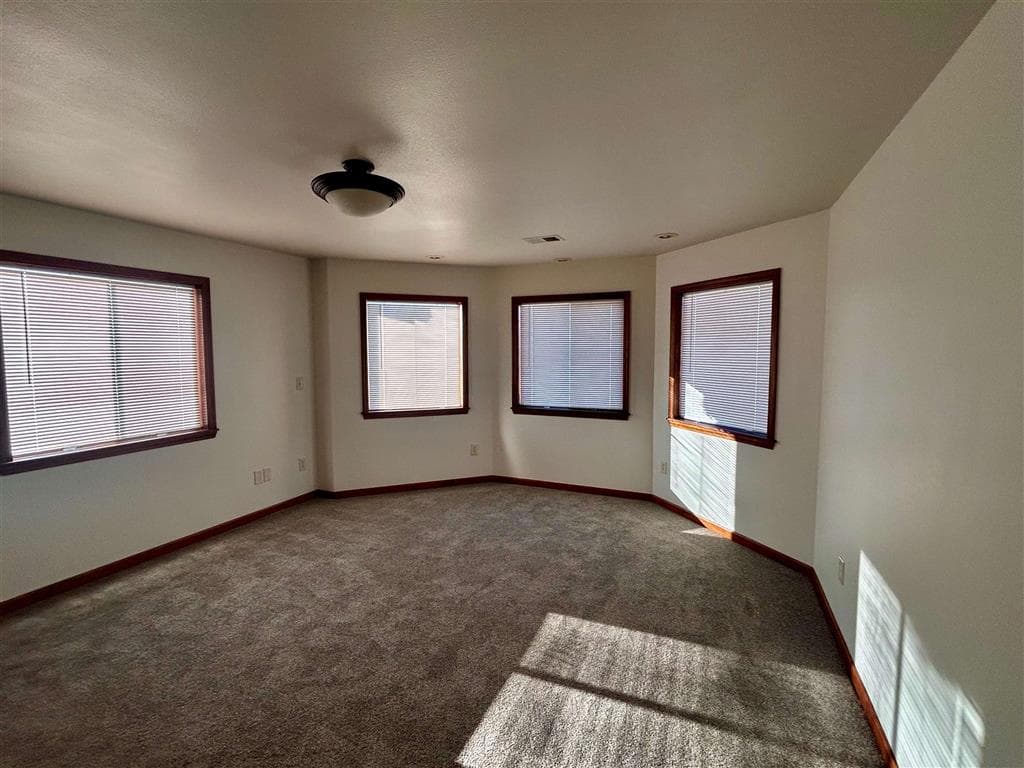 2477 Beaver Creek Rd — photo 28 of 75