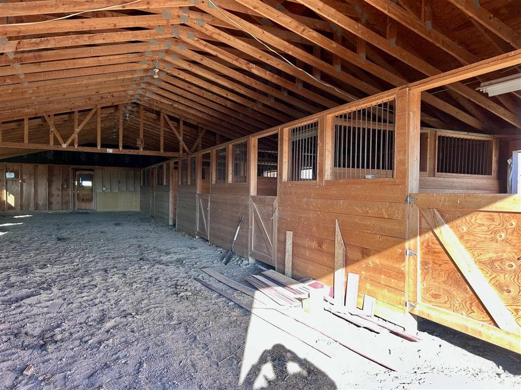 2477 Beaver Creek Rd — photo 58 of 75