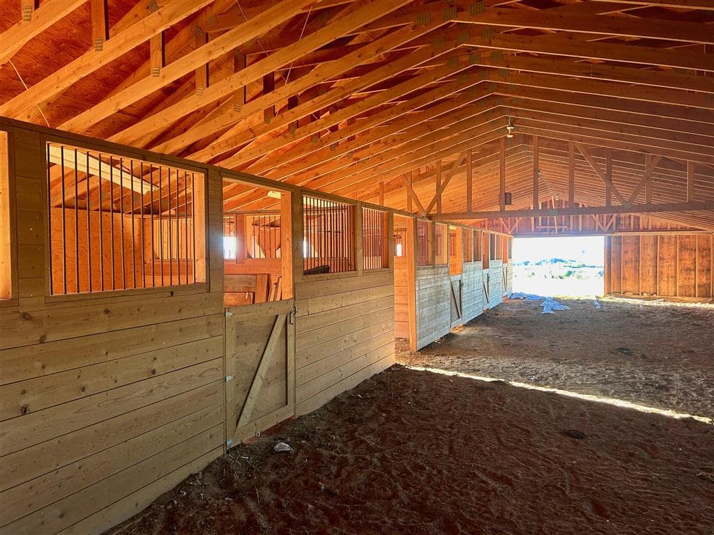 2477 Beaver Creek Rd — photo 60 of 75