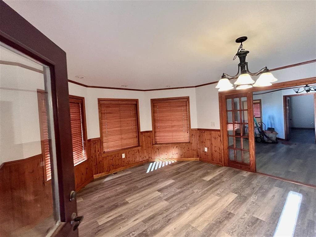 2477 Beaver Creek Rd — photo 7 of 75