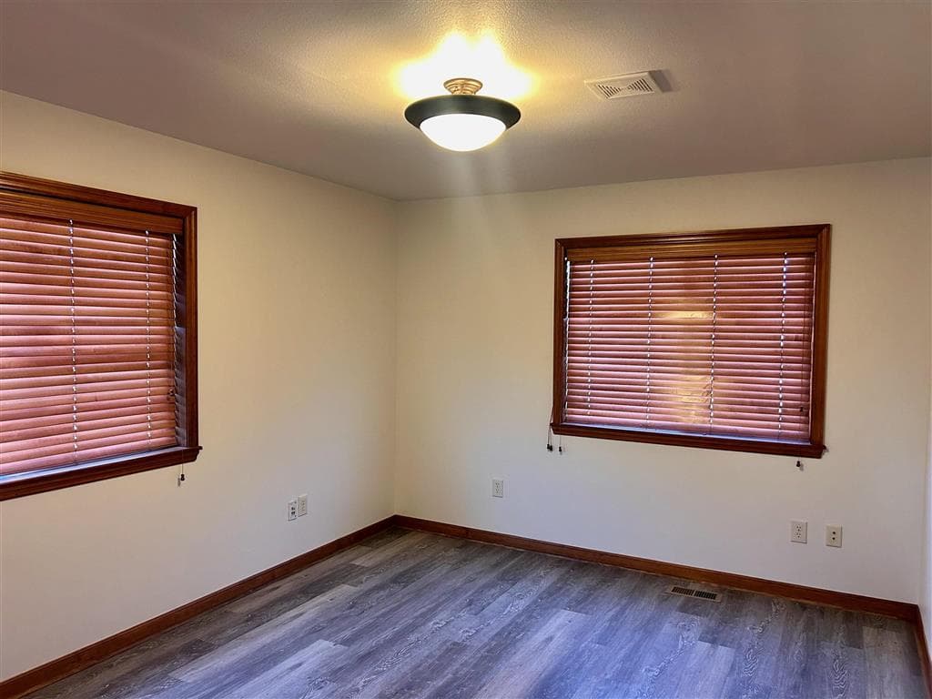 2477 Beaver Creek Rd — photo 10 of 75