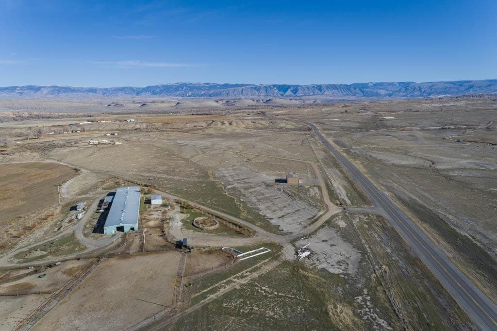 3380 Faye St — photo 9 of 14