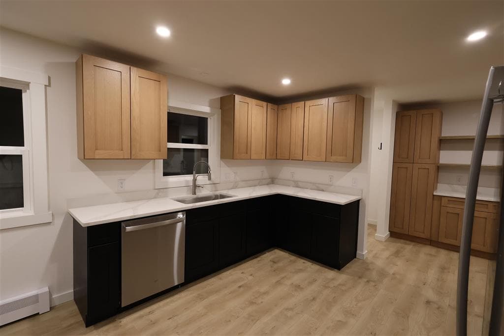 536 N Bent St — photo 3 of 25