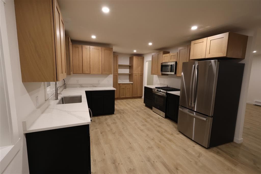 536 N Bent St — photo 4 of 25