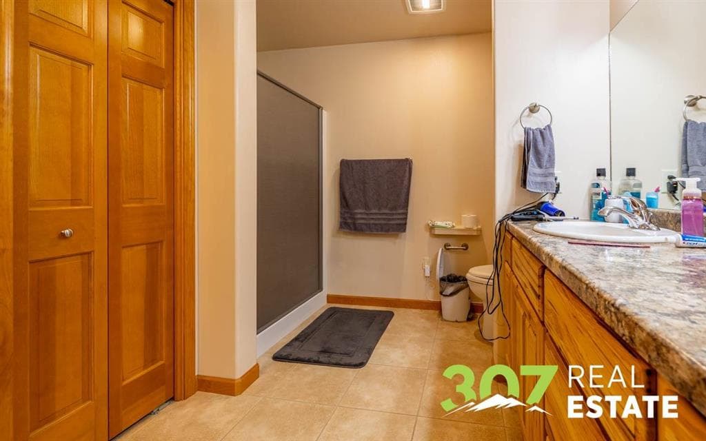 2128 Haugen St — photo 11 of 38