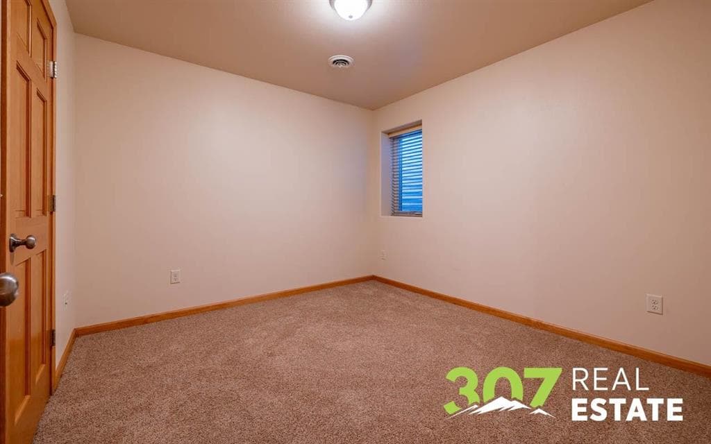 2128 Haugen St — photo 23 of 38