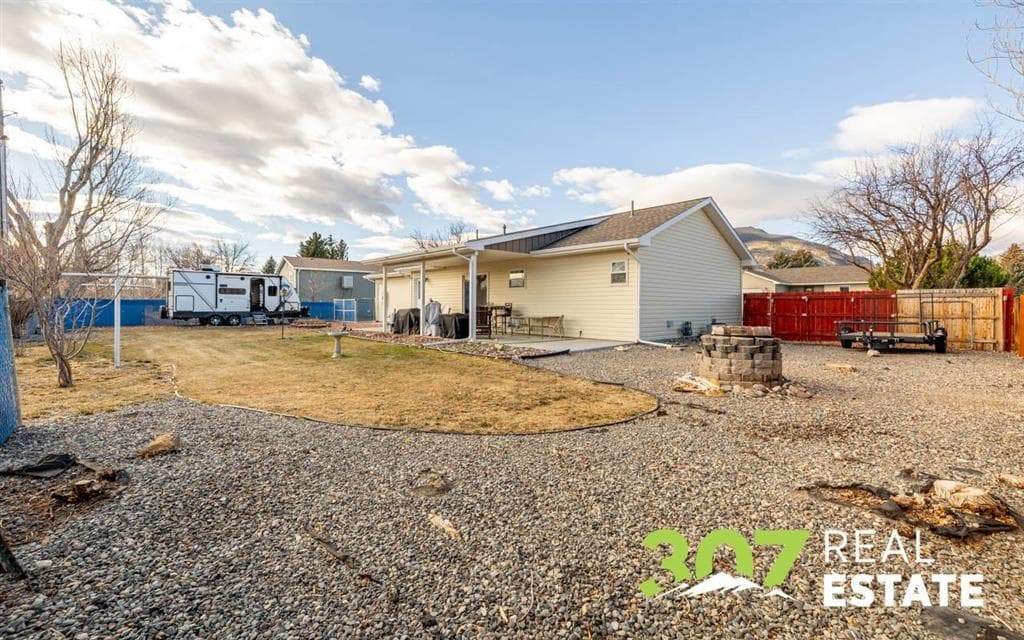 2128 Haugen St — photo 25 of 38