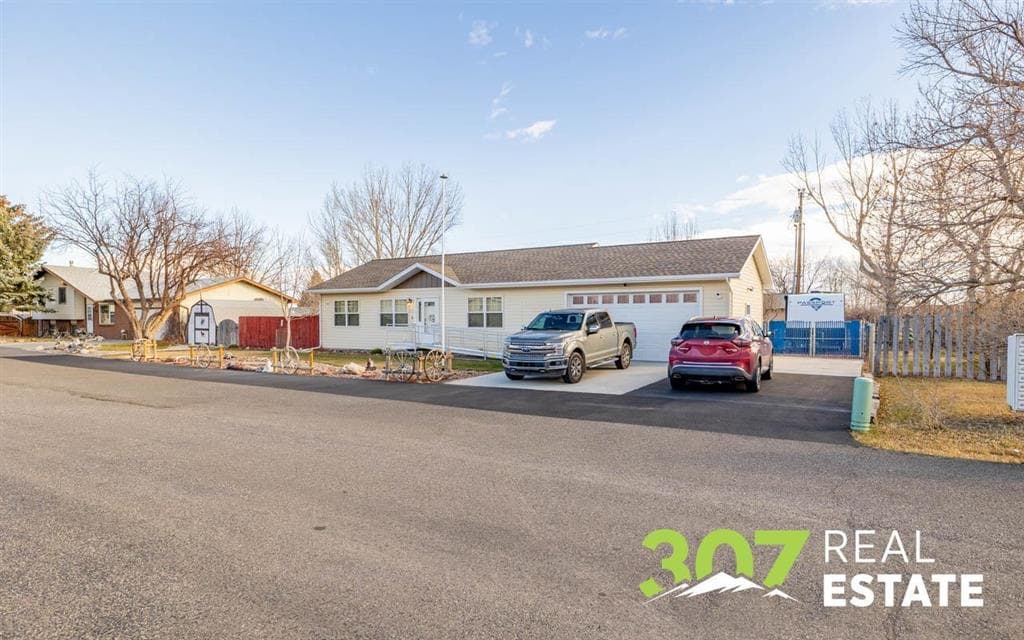 2128 Haugen St — photo 31 of 38