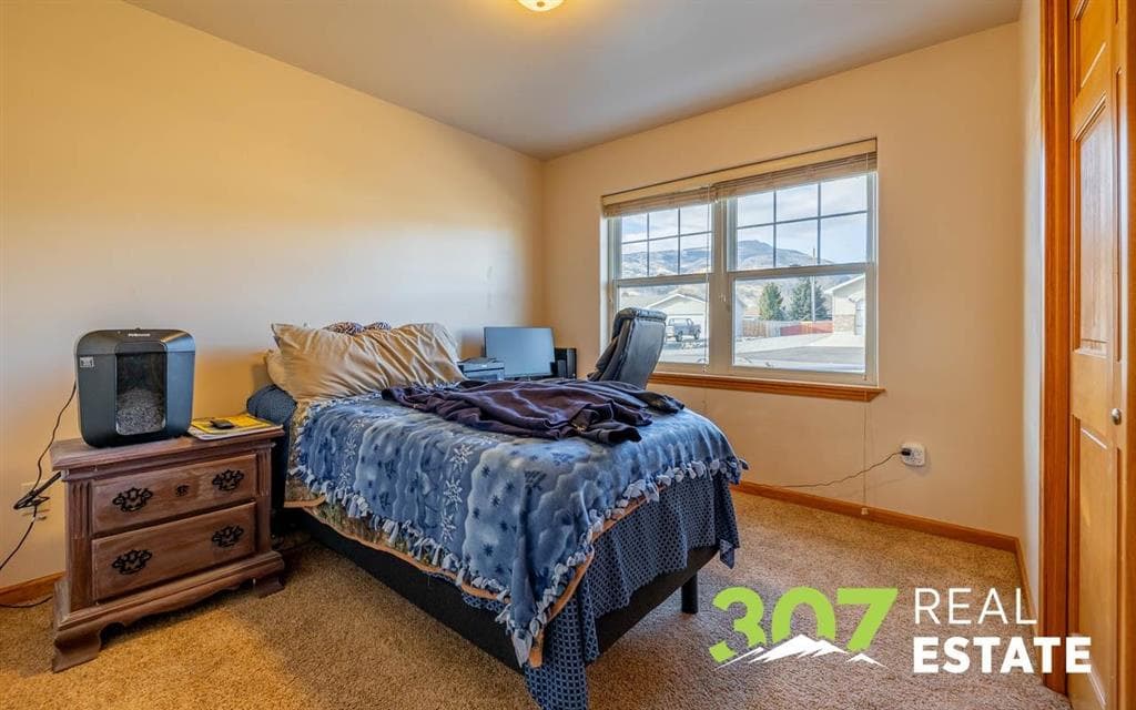 2128 Haugen St — photo 8 of 38