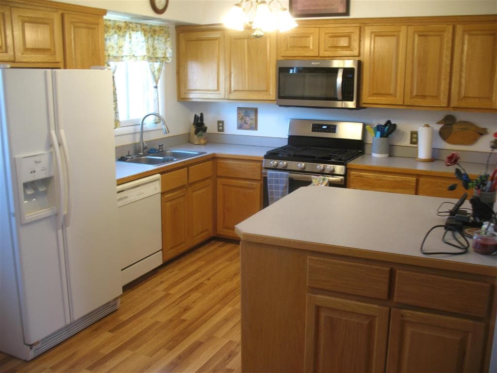 423 S Hamilton St — photo 12 of 27