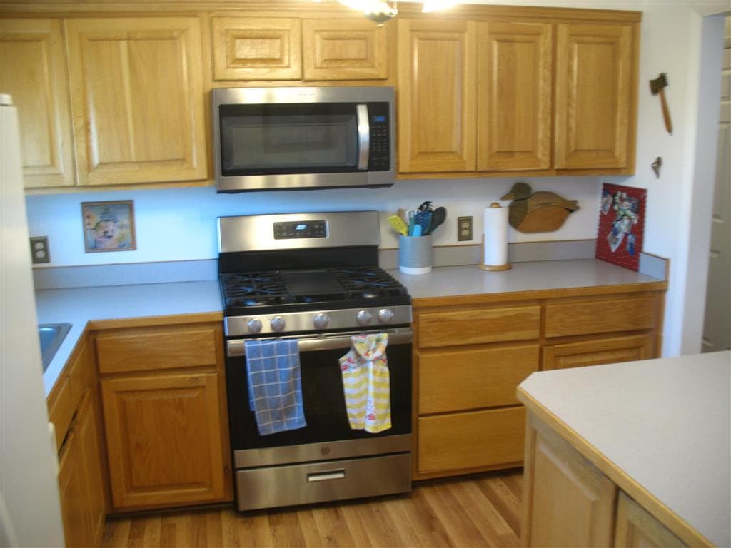 423 S Hamilton St — photo 13 of 27