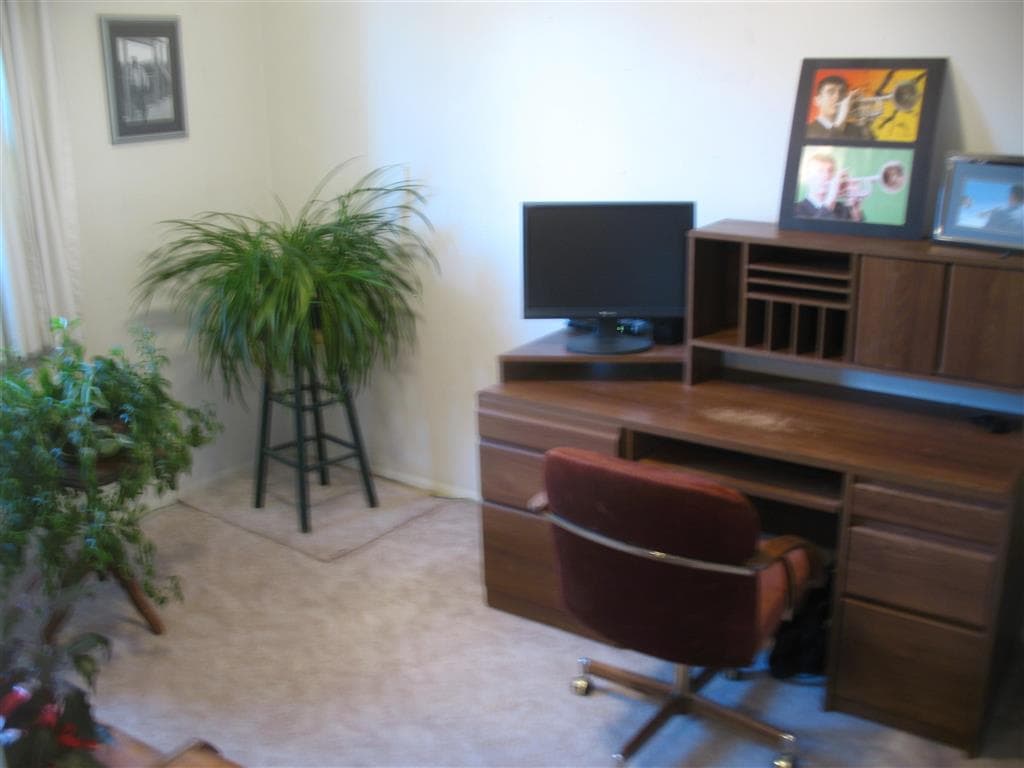 423 S Hamilton St — photo 15 of 27