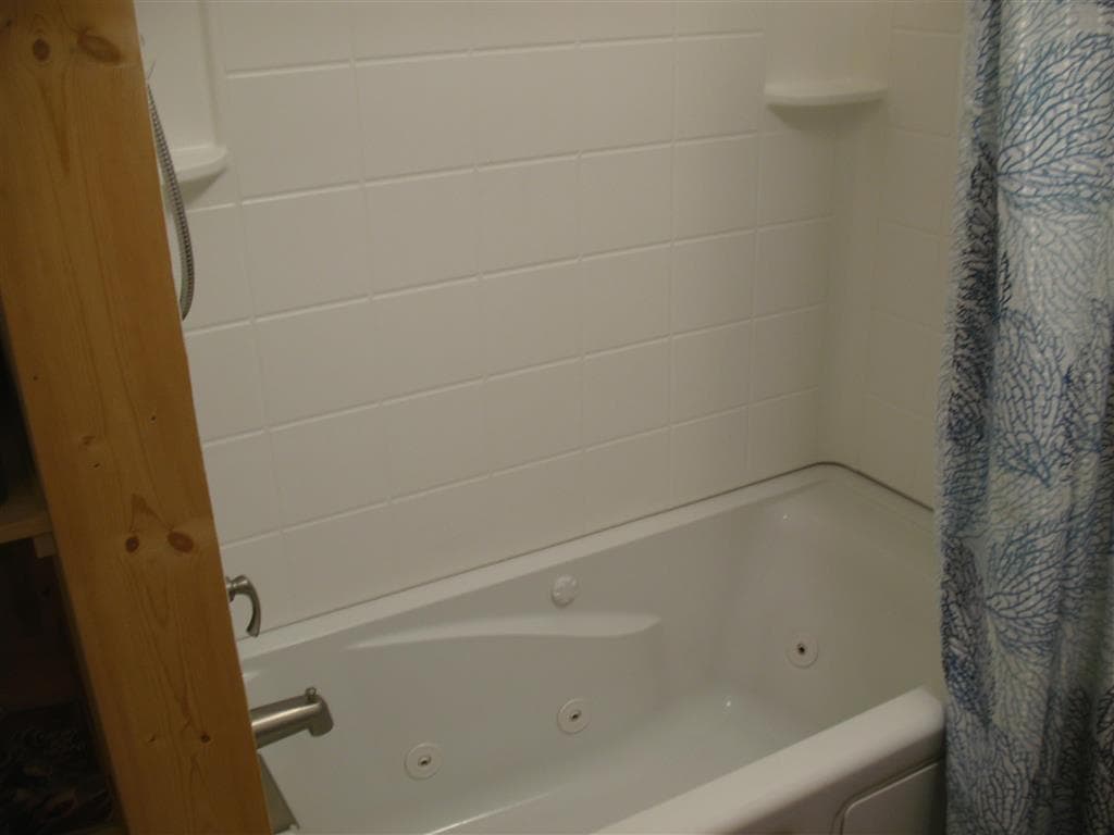 423 S Hamilton St — photo 18 of 27