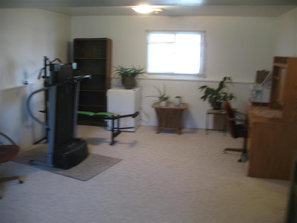 423 S Hamilton St — photo 20 of 27