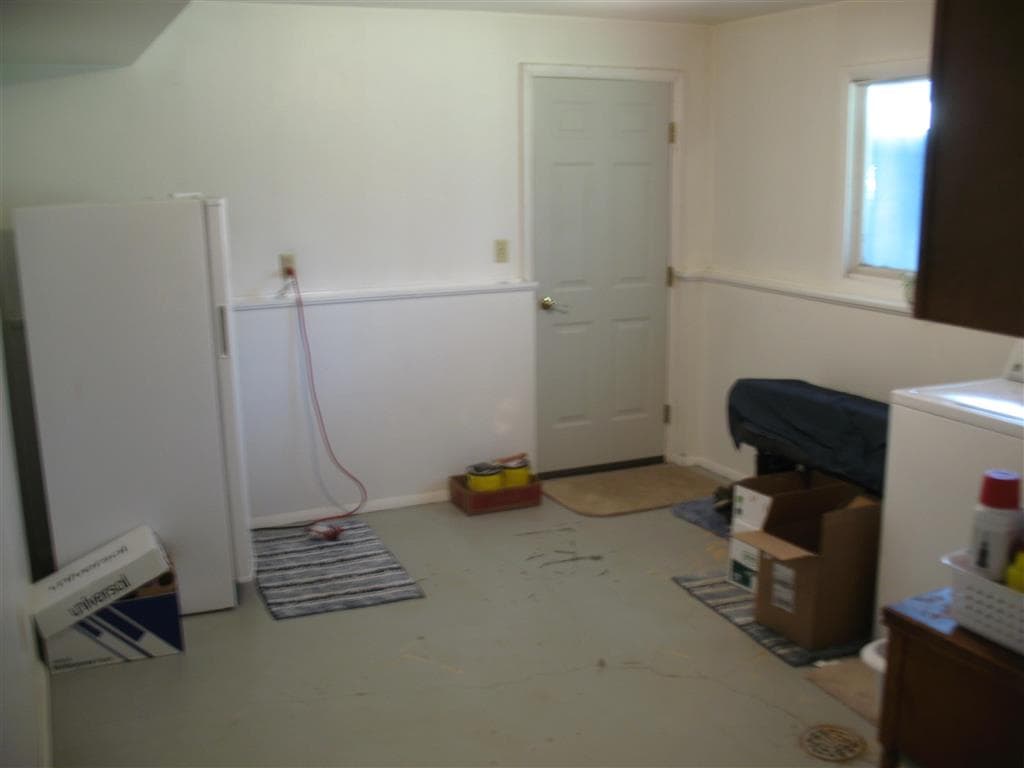 423 S Hamilton St — photo 23 of 27