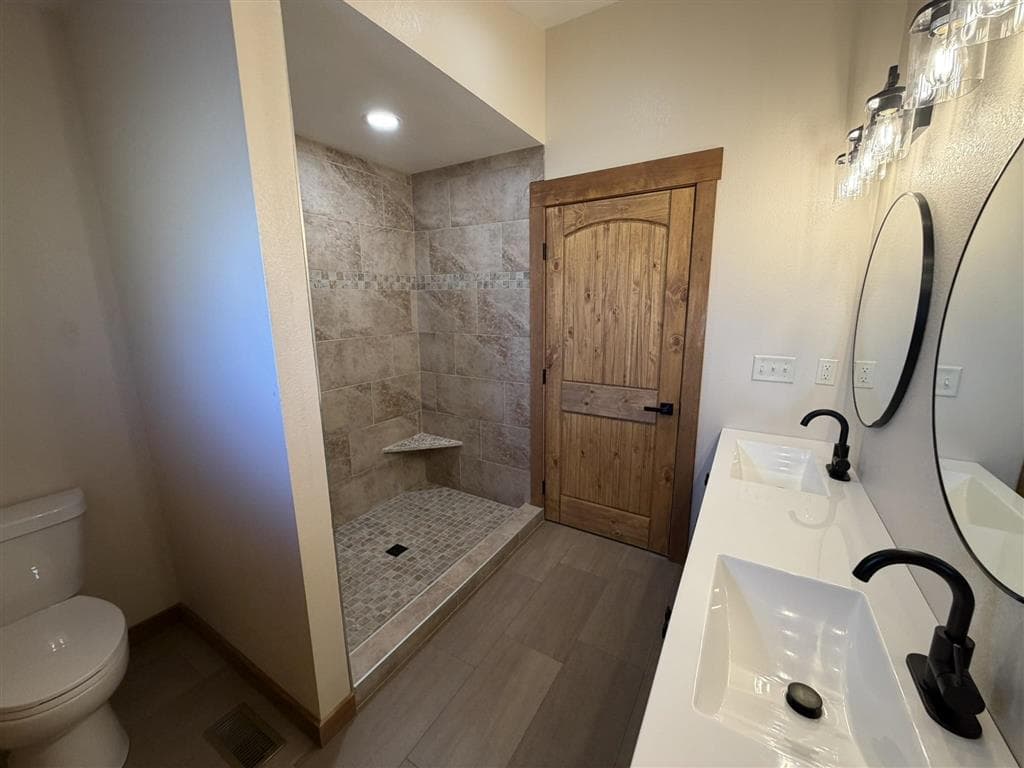 311 Bridge Ave — photo 32 of 45