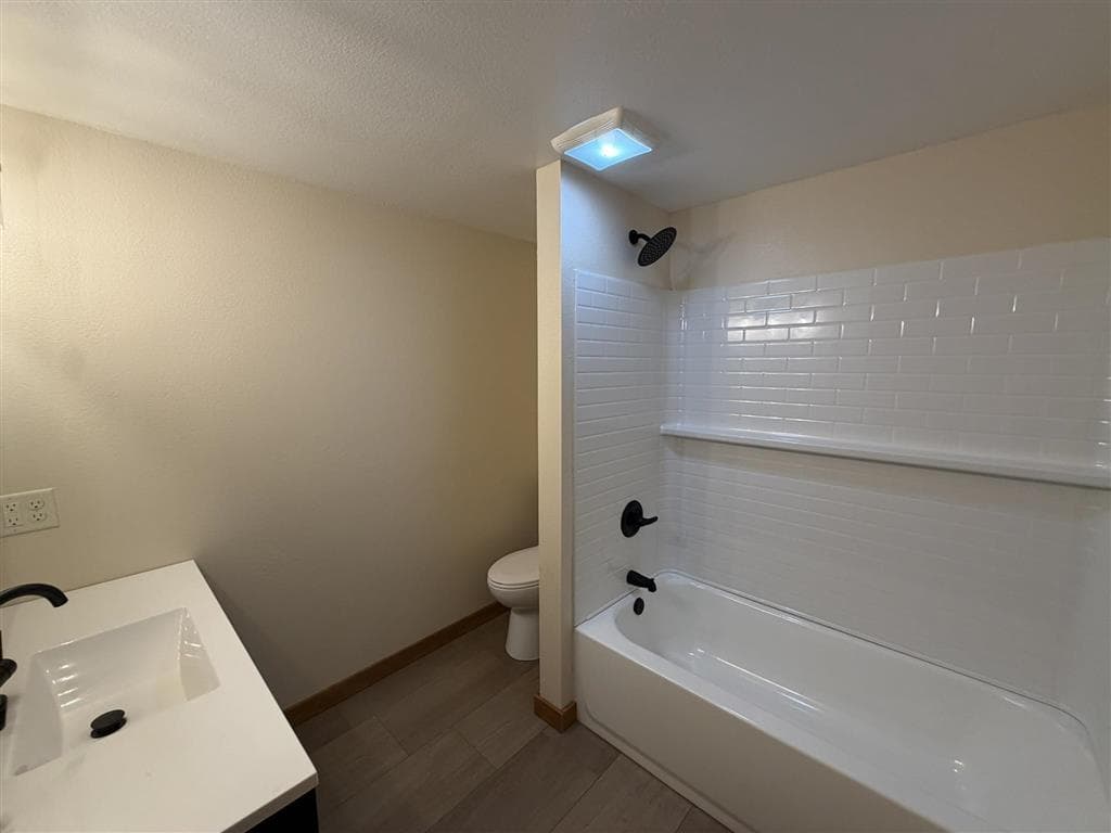 311 Bridge Ave — photo 34 of 45