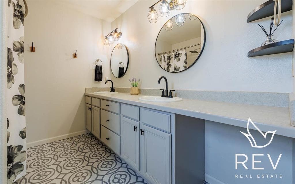 908 35th St — photo 21 of 46