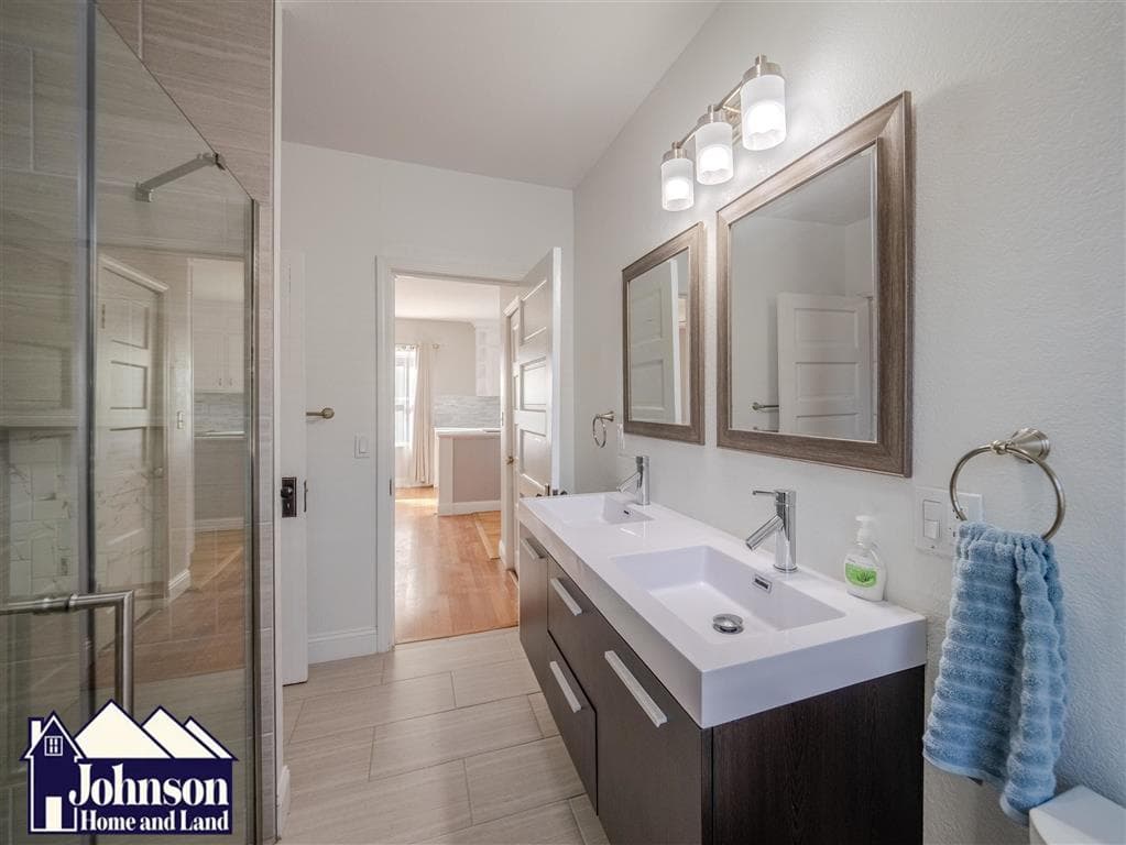 327 E 3rd Street — photo 15 of 25