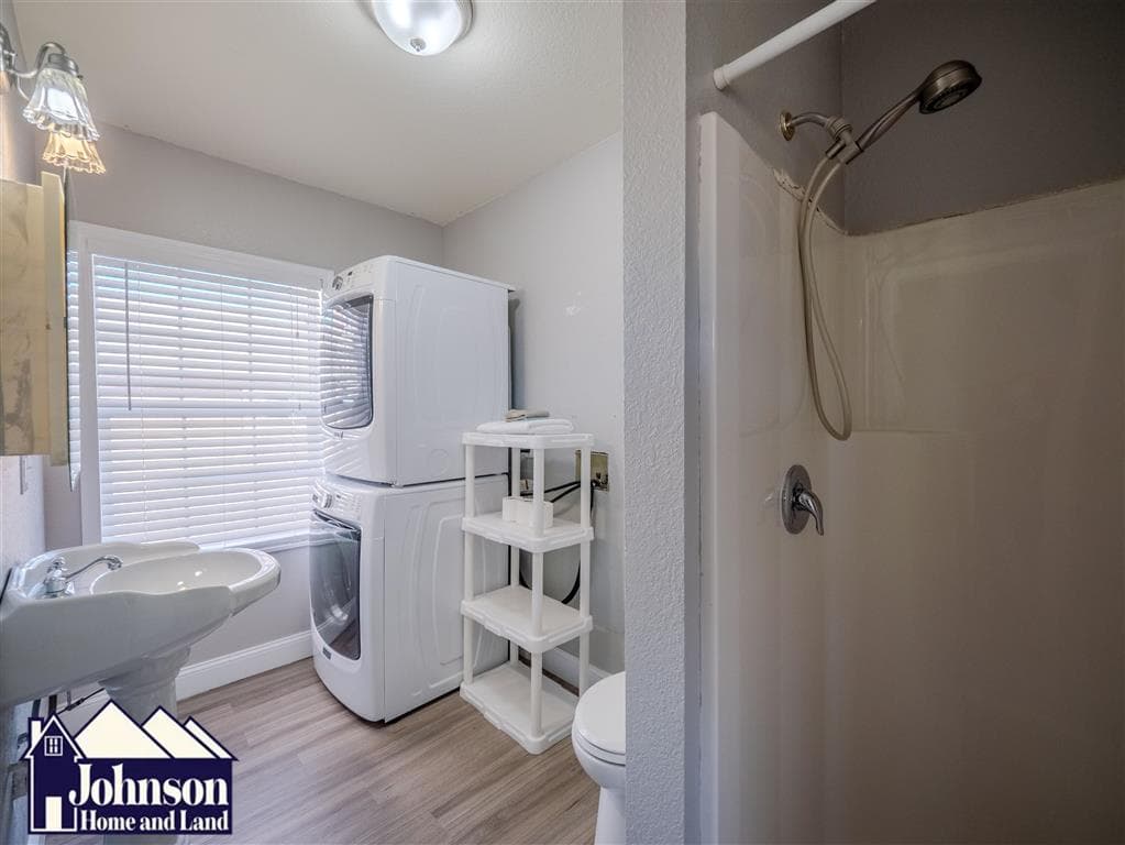 327 E 3rd Street — photo 22 of 25