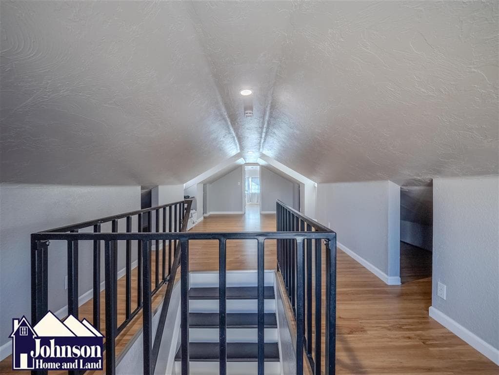 327 E 3rd Street — photo 24 of 25