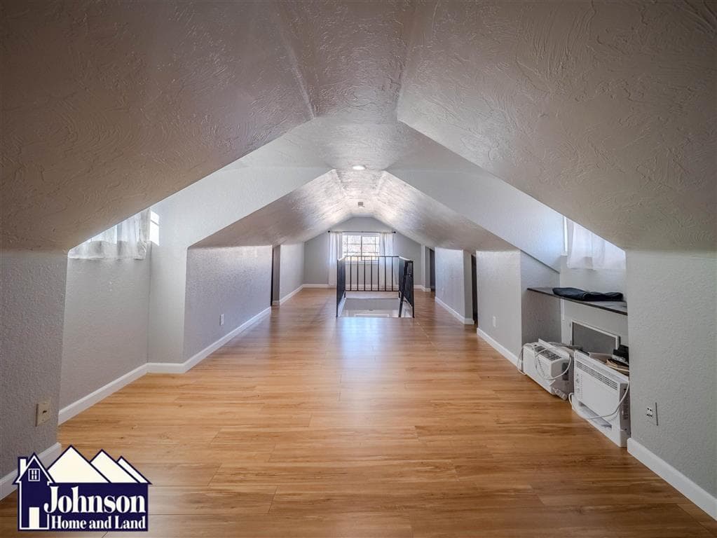 327 E 3rd Street — photo 25 of 25