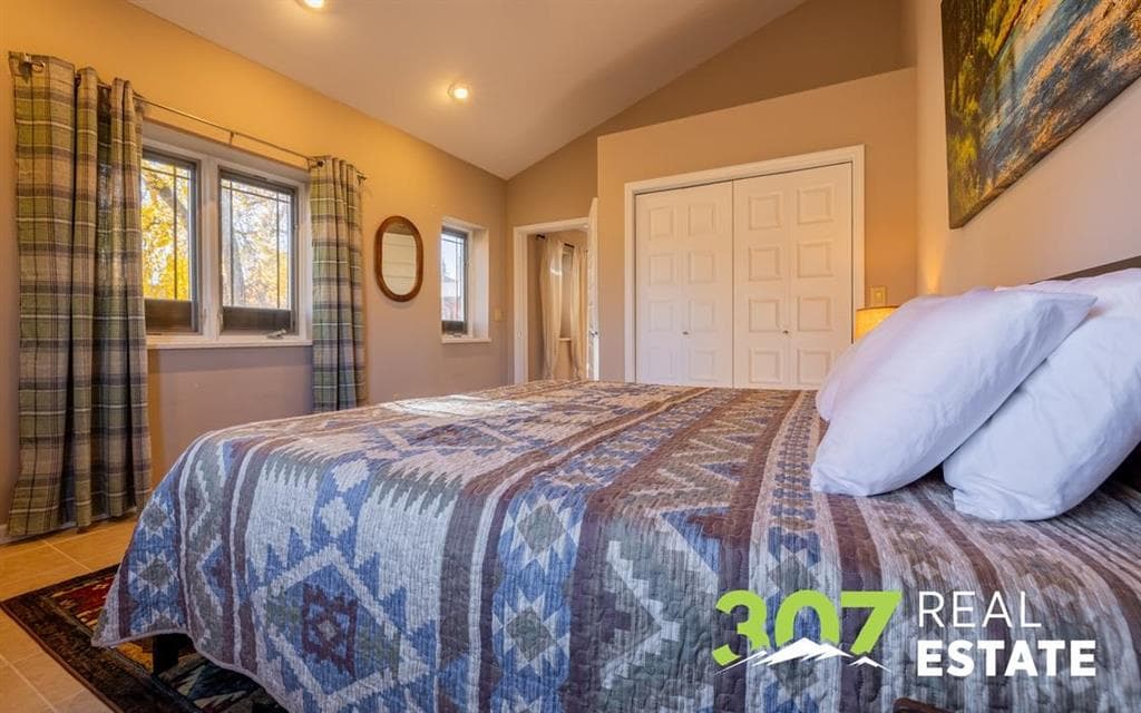 1010 River Grove Dr — photo 16 of 70