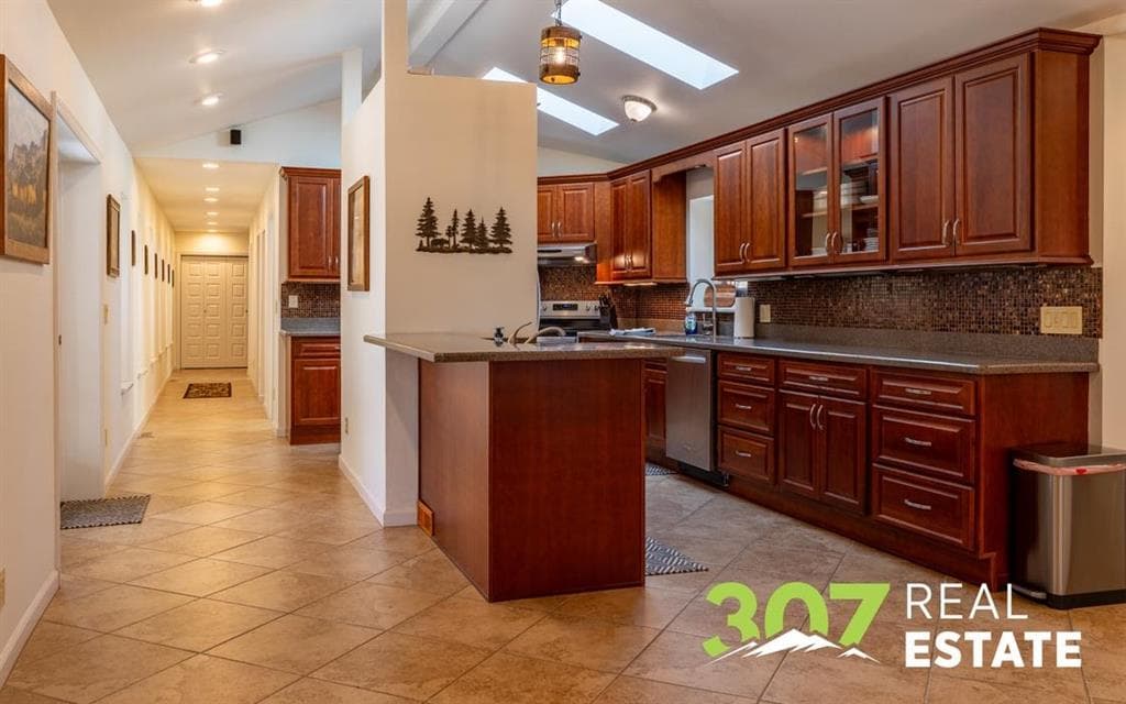 1010 River Grove Dr — photo 4 of 70