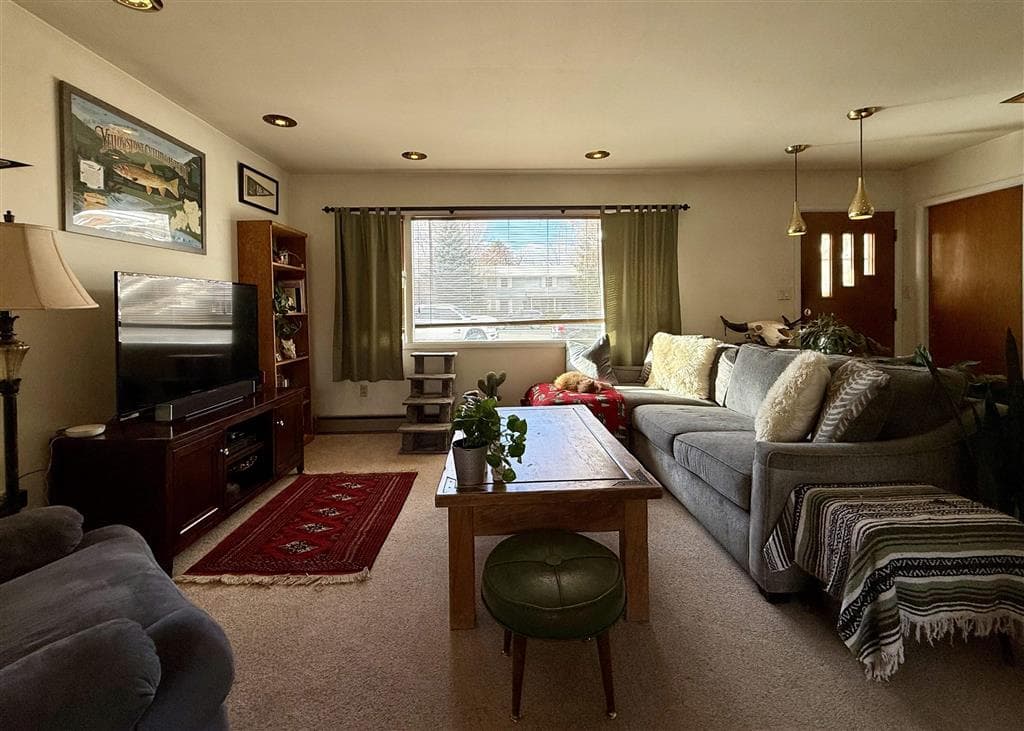 614 19th St — photo 5 of 25