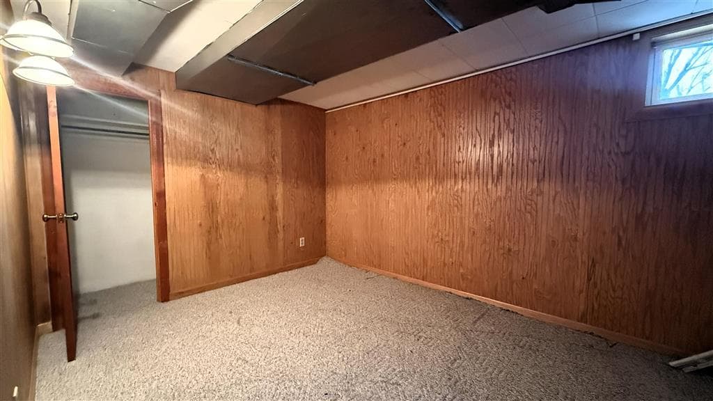 2211 Big Horn Ave — photo 26 of 38