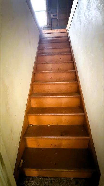 2211 Big Horn Ave — photo 33 of 38