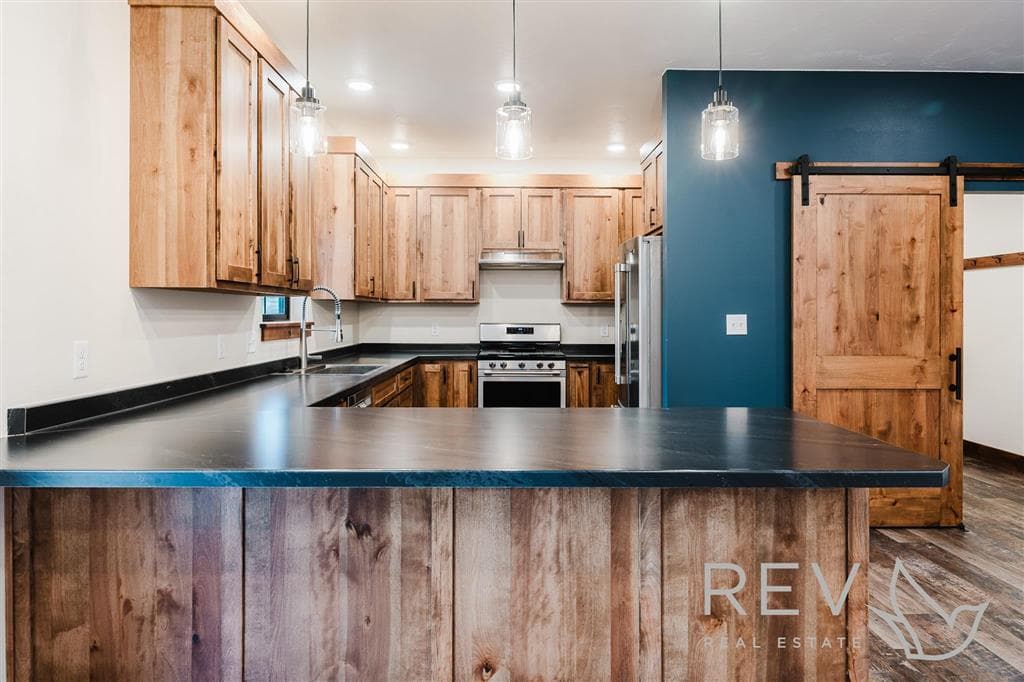 1513 22nd St — photo 7 of 47