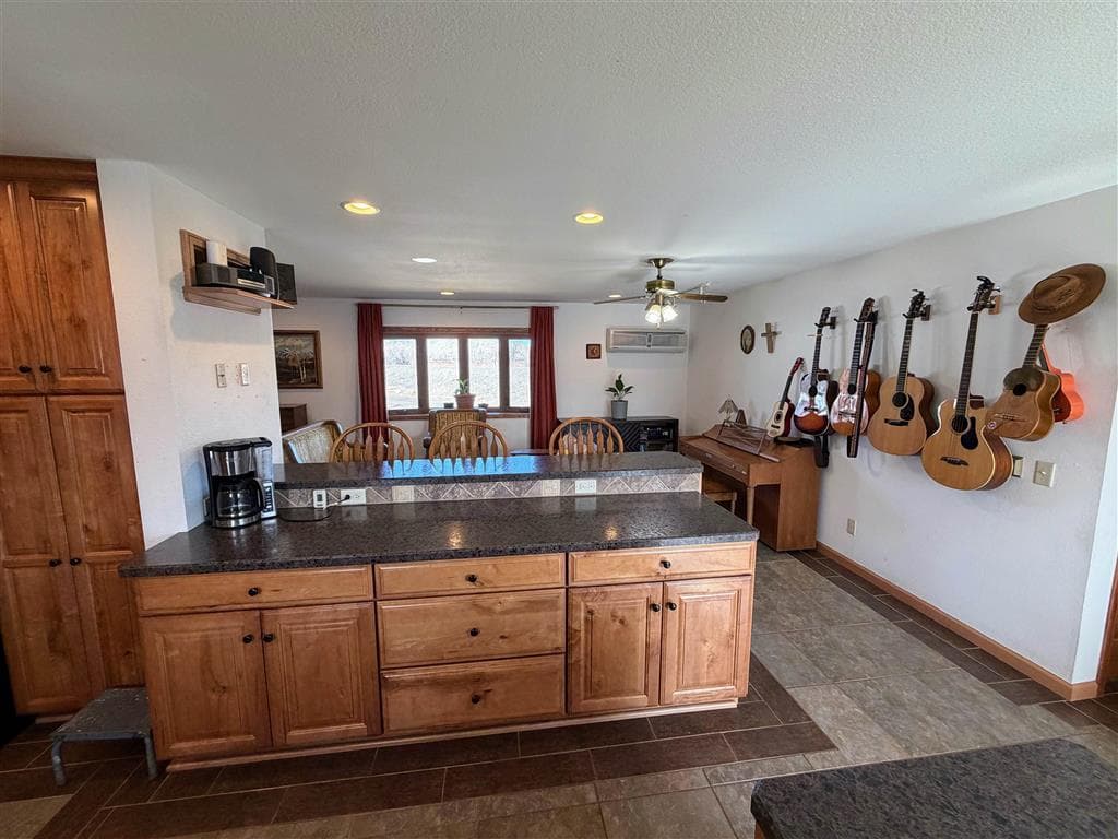 409 N 11th Ave N — photo 19 of 43