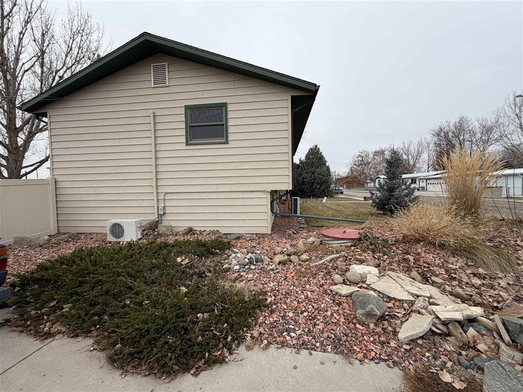 409 N 11th Ave N — photo 42 of 43