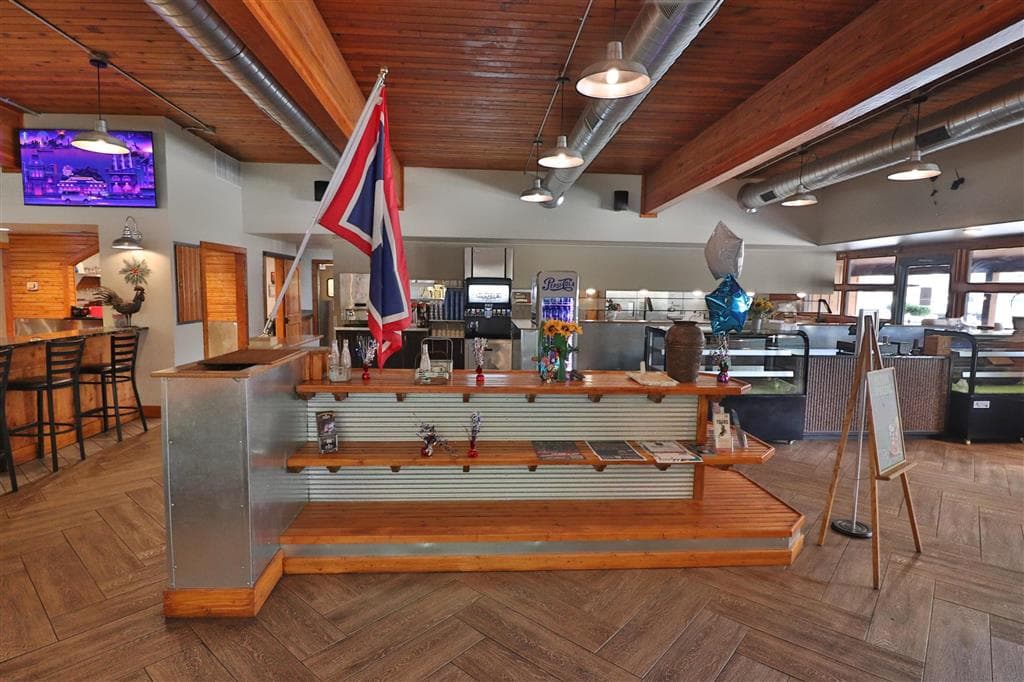 1651 8th St — photo 17 of 25