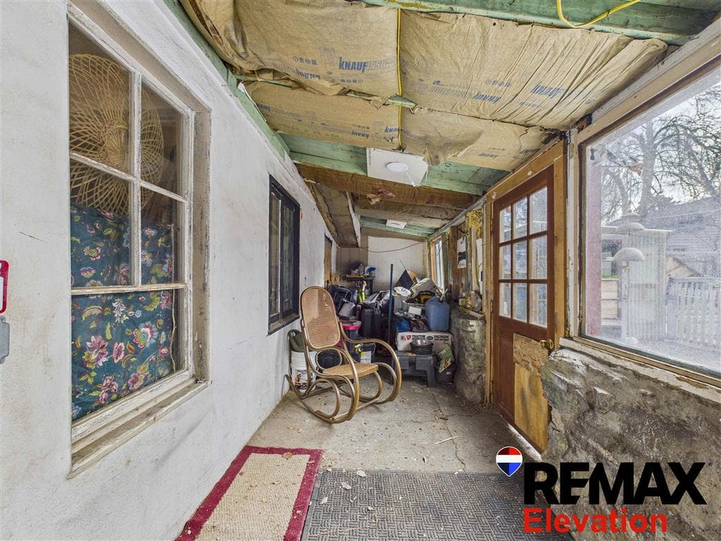 1725 Alger Ave — photo 13 of 32