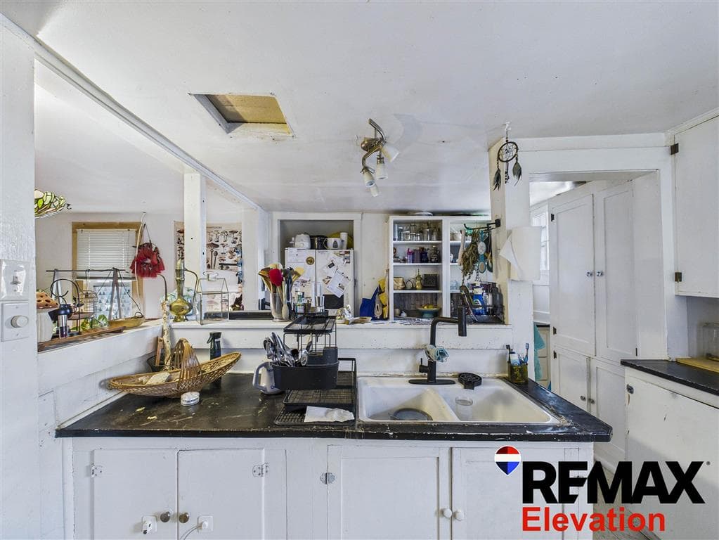 1725 Alger Ave — photo 17 of 32